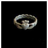 Sterling silver 925 Claddagh ring sz 10 5g