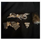 Lot of 4 vintage brooches