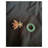 Lot of 2 vintage brooches bee
