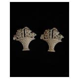 Lot of two bouquet basket, brooches vintage