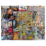 Pokï¿½mon cards charizard toy