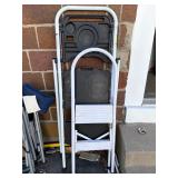 2 step ladders