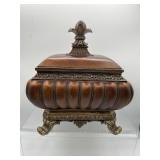 Gold/amber resin box