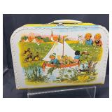 Vintage childs suitcase