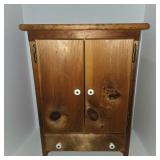 Childrens Doll Wardrobe