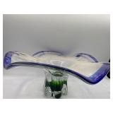 Art glass bowl