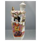 Vintage porcelain Tokkuri sake bottle