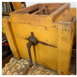 Antique primitive wooden cable top butter chain