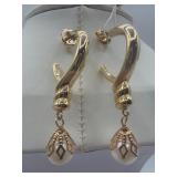 14K gold and pearl earrings