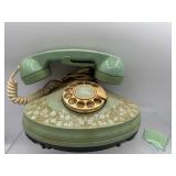 Vintage Deco-tel empress rotary phone