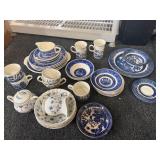 Blue Willow dishes