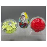 Art glass paperweights