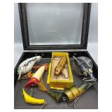 Antique & vintage fishing lures