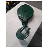 Large pulley block. 4-3