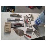 5 gal bucket w/tool bag of trowels. 4-147