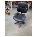 Rolling office chair. 4-301