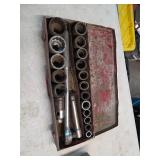 3/4in Rachet and socket set. 4-294