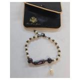 Genuine Pearls White and Baroque Bracelet+ 1 Loose