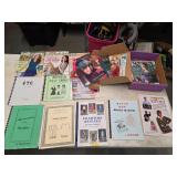 Knitting books and magazines. 5-5