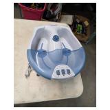 Conair foot bath and massager, looks new. 5-7