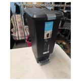 Slim plastic hands free trash can. 5-1