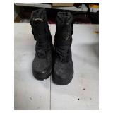 Sorel boots size 6. T25