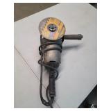 Makita grinder. 4-14