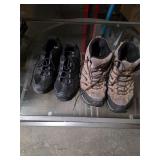 9.5 shoes and I think 10 boots. T4