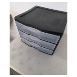 Plastic 3 drawer container. K36