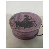 Vintage hat box of leather & silk. 45-64
