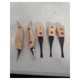 Wood carving kit. 11-32