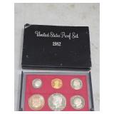1982 proof set. K9