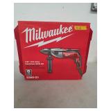 Milwaukee 1/2in hammer drill kit. 11-2