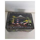 Japanese style jewelry/music box. 45-36