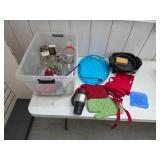 Glasses and kitchen lot. k38