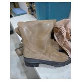 Size 12 hip waders. 19-19