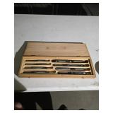 Set of adjustable expanding reamers. 3-19