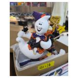 Halloween decorations. 20-16