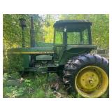 John Deere 4630 Farm tractor w/extras (runs?)