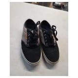 Vans size 6.5. S-10