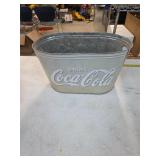 Vintage metal Coca-Cola ice & drinks bucket. B-37
