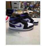 Air Jordan size 12. S-8