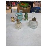 Vintage ceramics and hurricane lamp lot. B-69