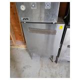 Nannis cooler/dispenser. lot 104