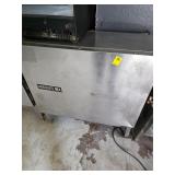Silver king Milk dispenser/cooler. lot 106