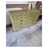 Vintage dresser, 32in tall, 52 long, 15 deep. D582