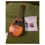 Beautiful antique mandolin. D347