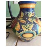Beautiful Painted Vase. d-110