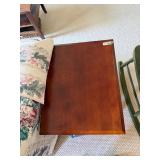 Side Table. d-175