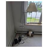 Standing lamp, speakers, more. D413
